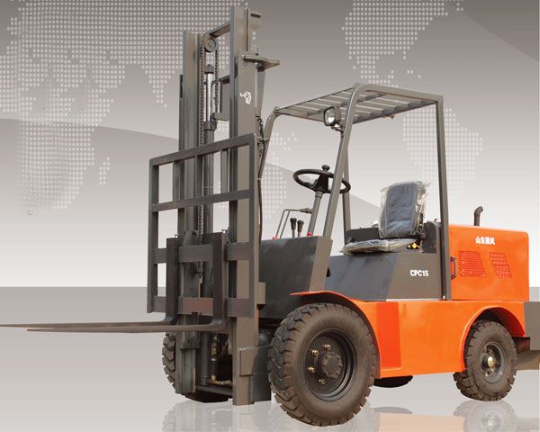 1.5T內燃式叉車